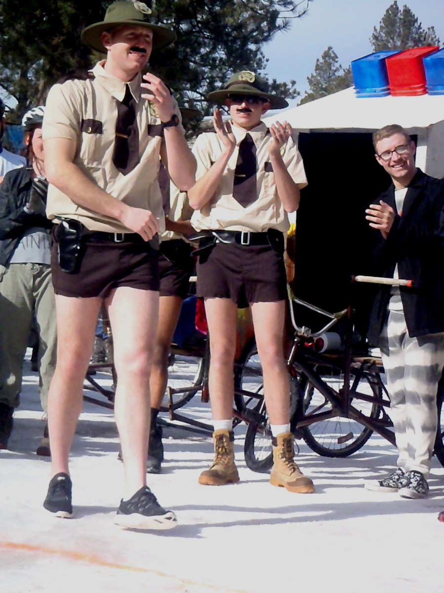 Nemo Outhouse Races 2013